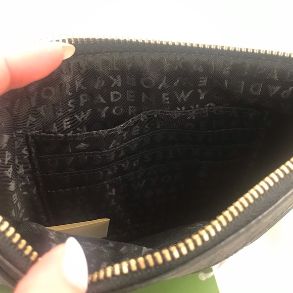 NWT Kate Spade Tinie Laurel Way Saffiano Wristlet - Picture 5 of 7